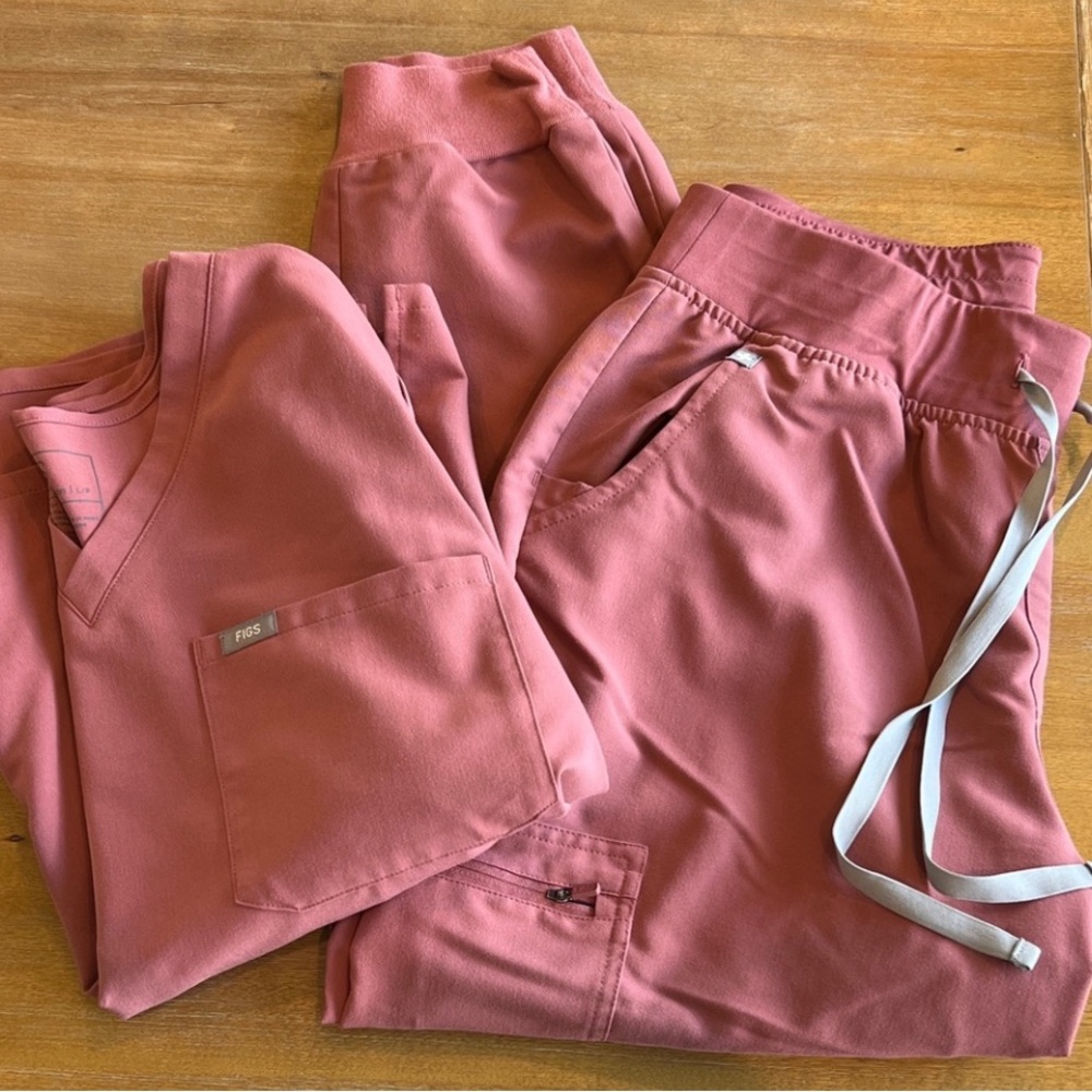 Figs Muave scrub set LP